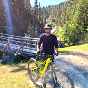 Meet your Posher, Stephen